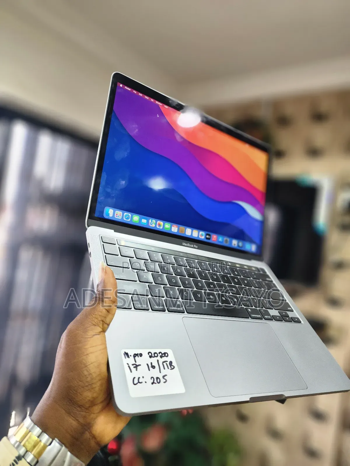 Laptop Apple MacBook Pro 2020 16GB Intel Core I7 SSD 1T