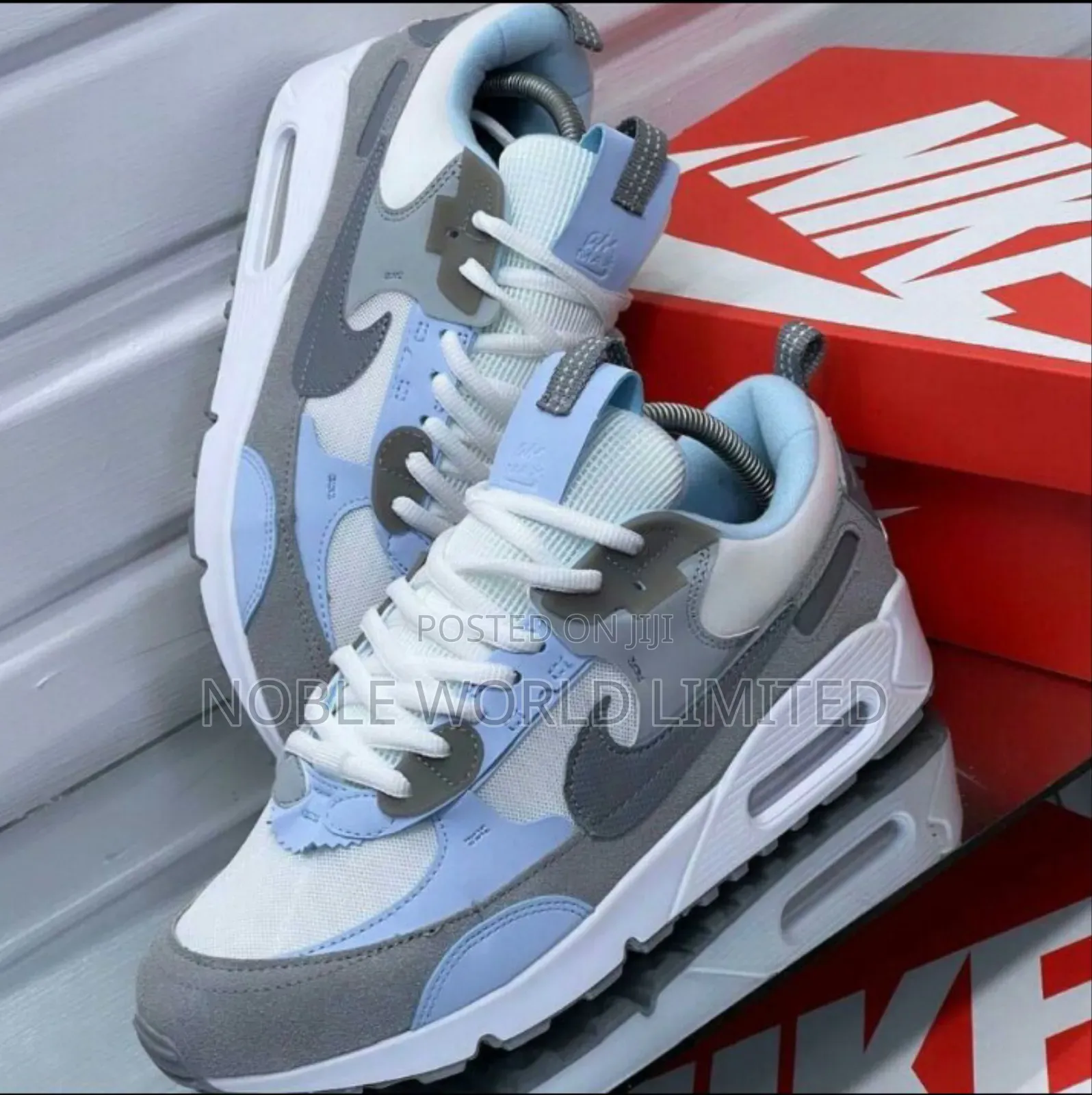 Easy Walk Nike Sneakers Chido 7f
