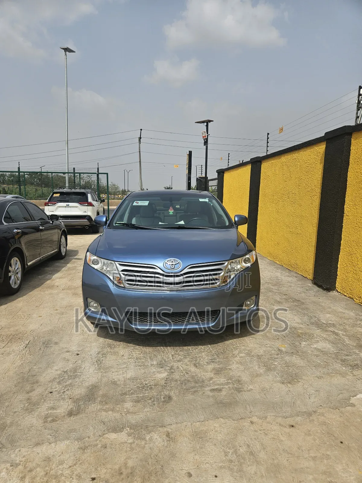 Toyota Venza AWD 2011 Blue