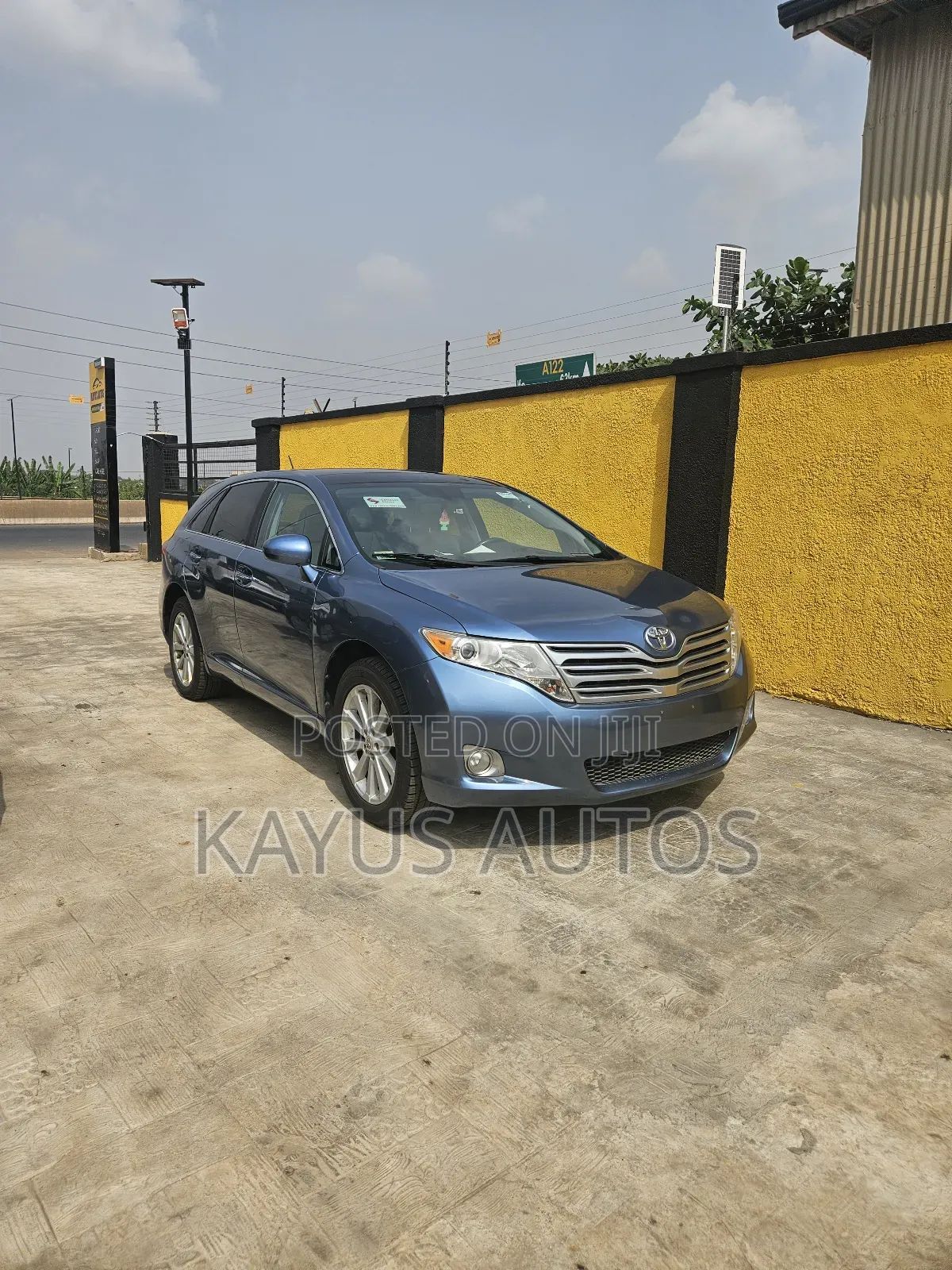 Toyota Venza AWD 2011 Blue
