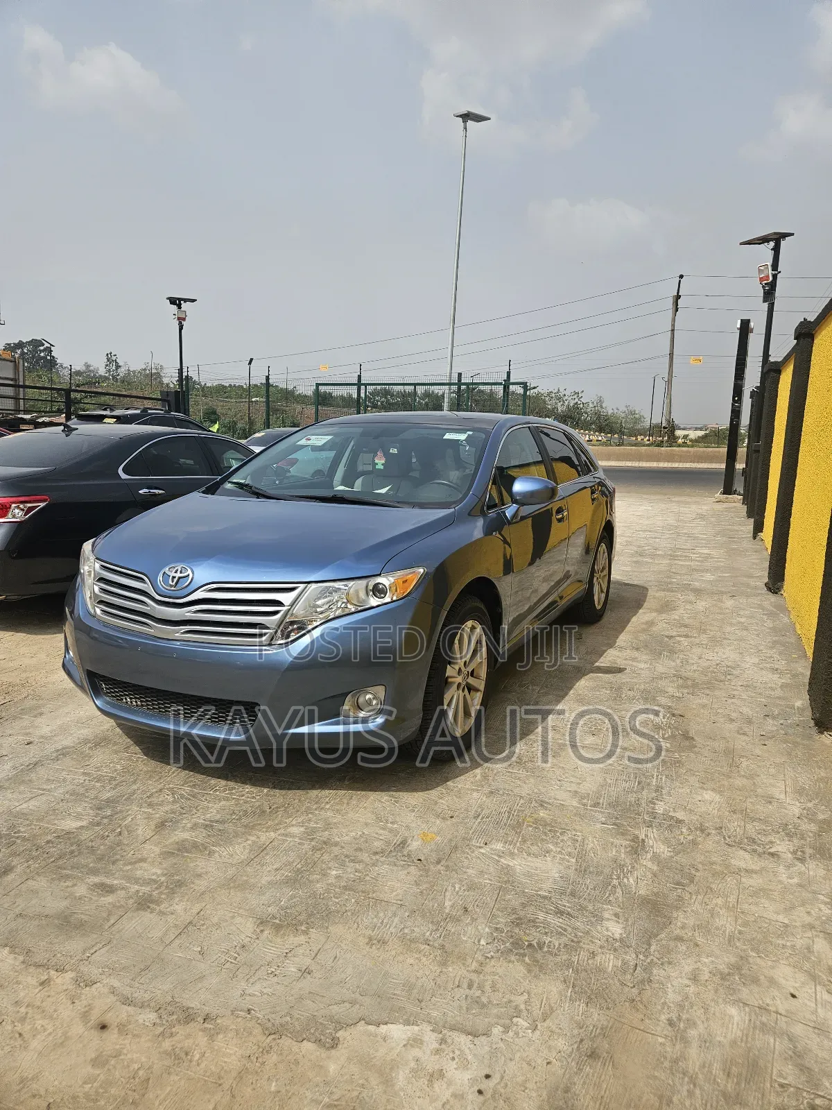 Toyota Venza AWD 2011 Blue