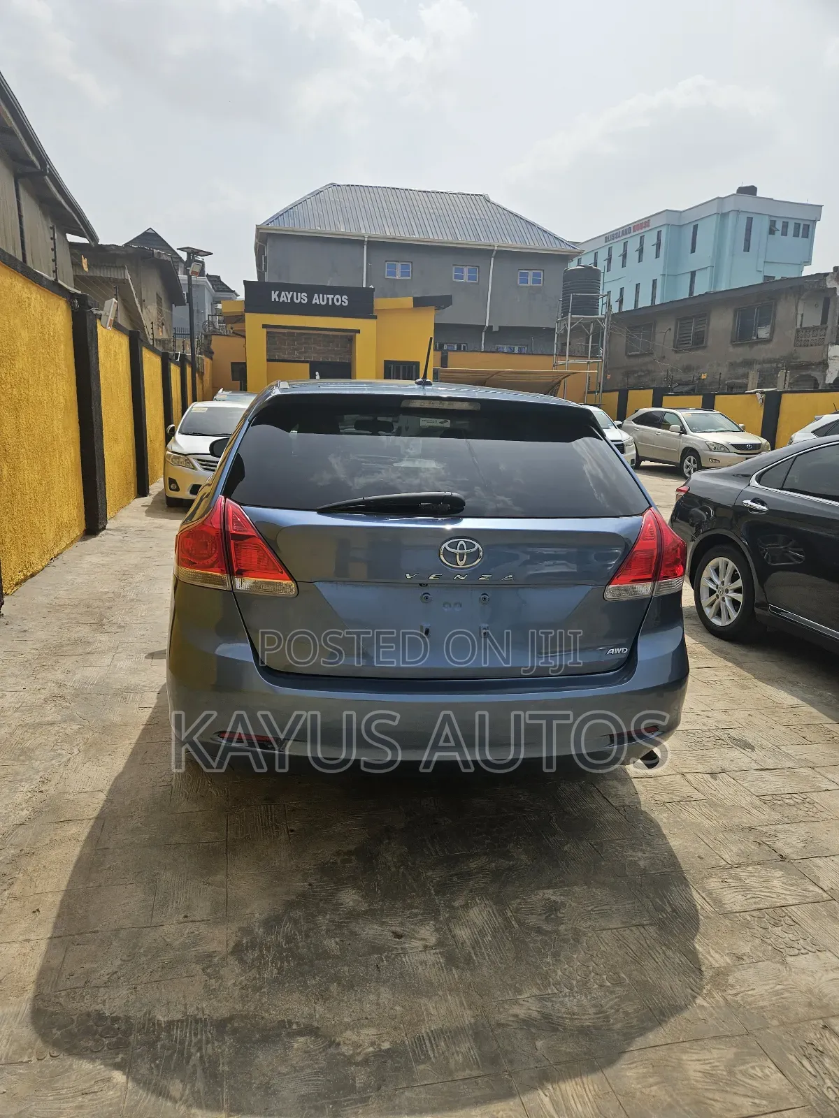 Toyota Venza AWD 2011 Blue