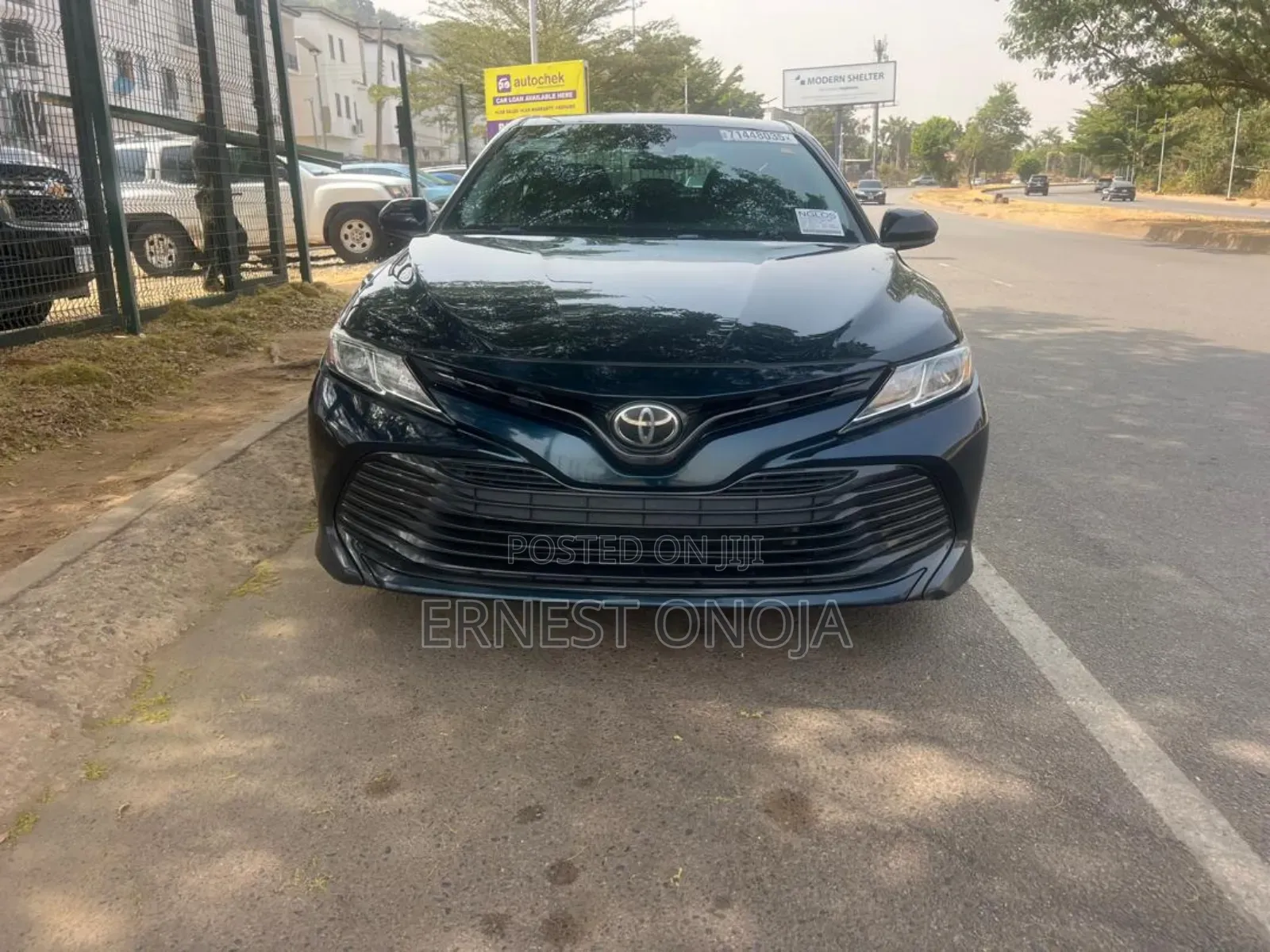 Toyota Camry LE (2.5L 4cyl 8A) 2019 Blue