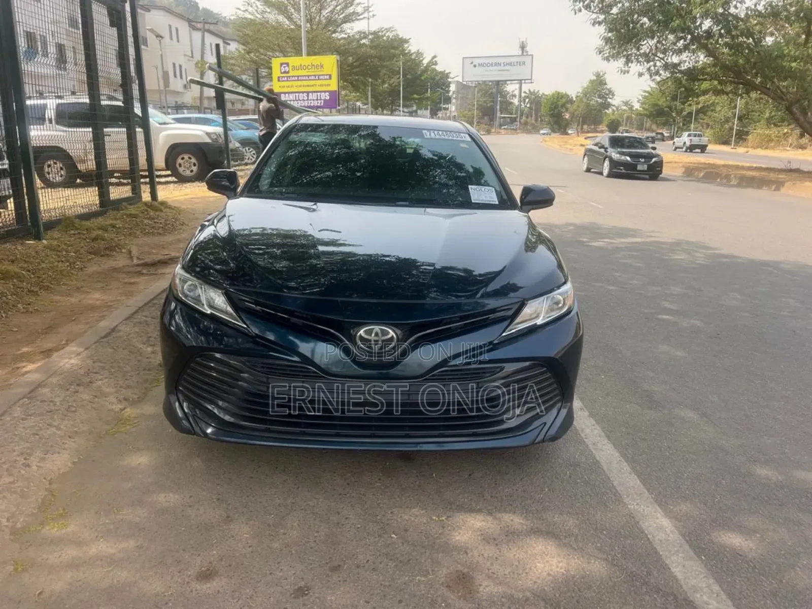 Toyota Camry LE (2.5L 4cyl 8A) 2019 Blue