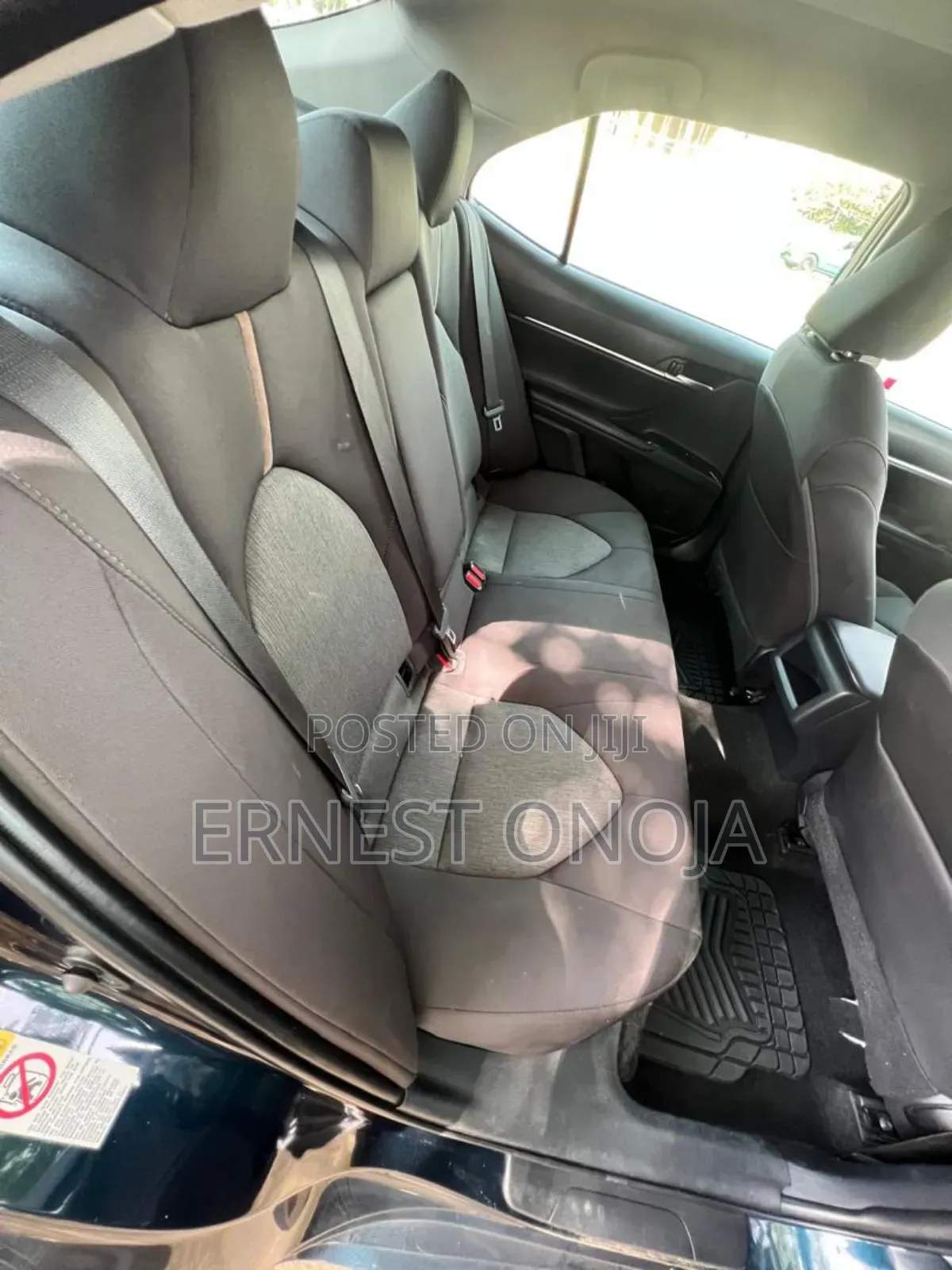 Toyota Camry LE (2.5L 4cyl 8A) 2019 Blue