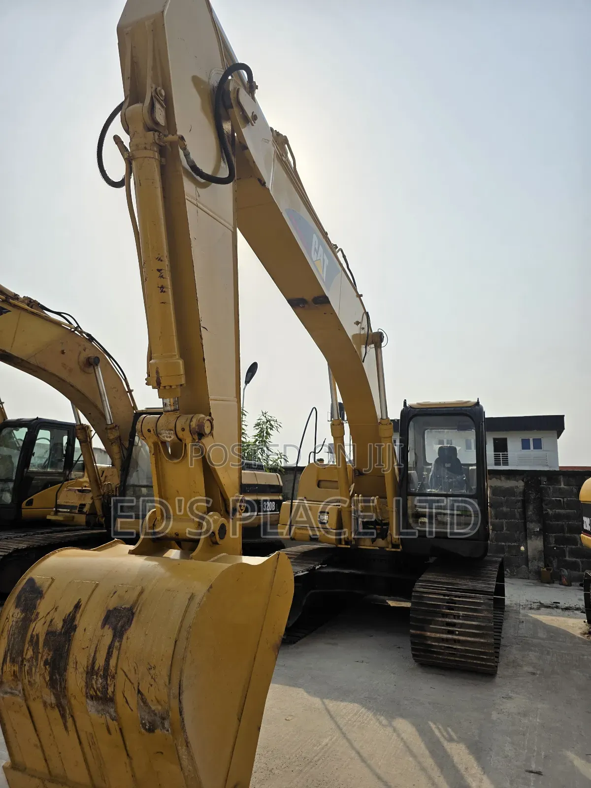 320c Caterpillar Excavator