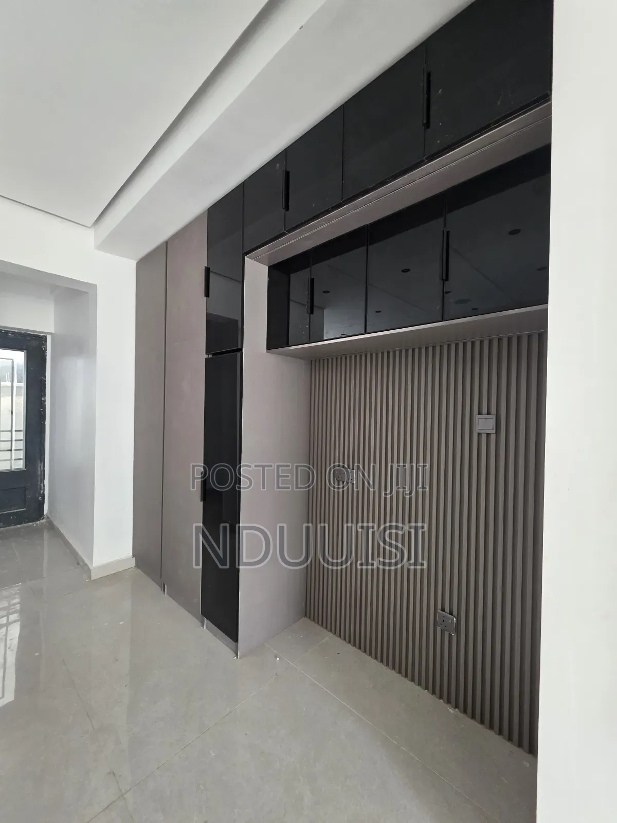 5bdrm Duplex in Lekki Phase 1 for sale