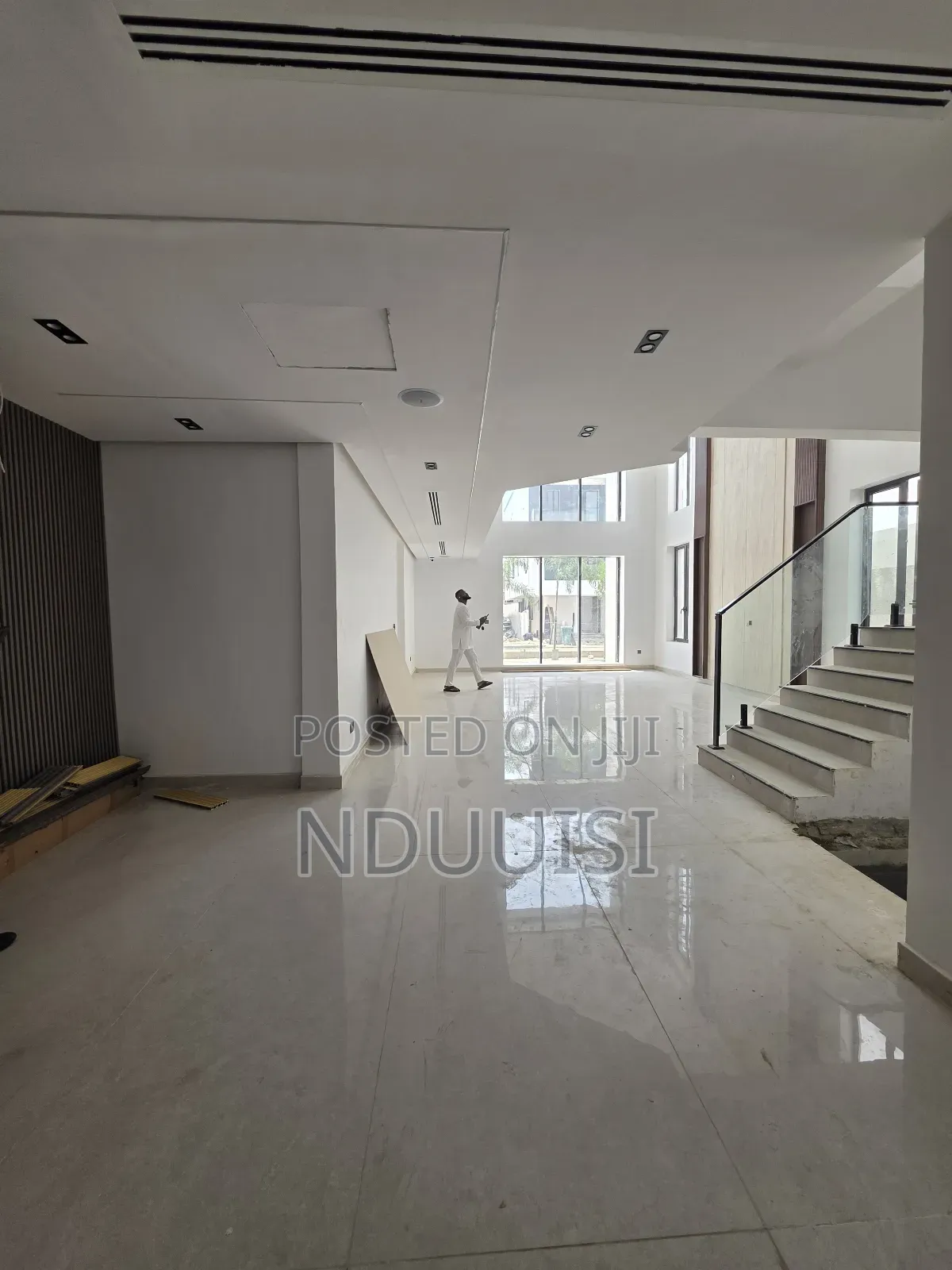 5bdrm Duplex in Lekki Phase 1 for sale