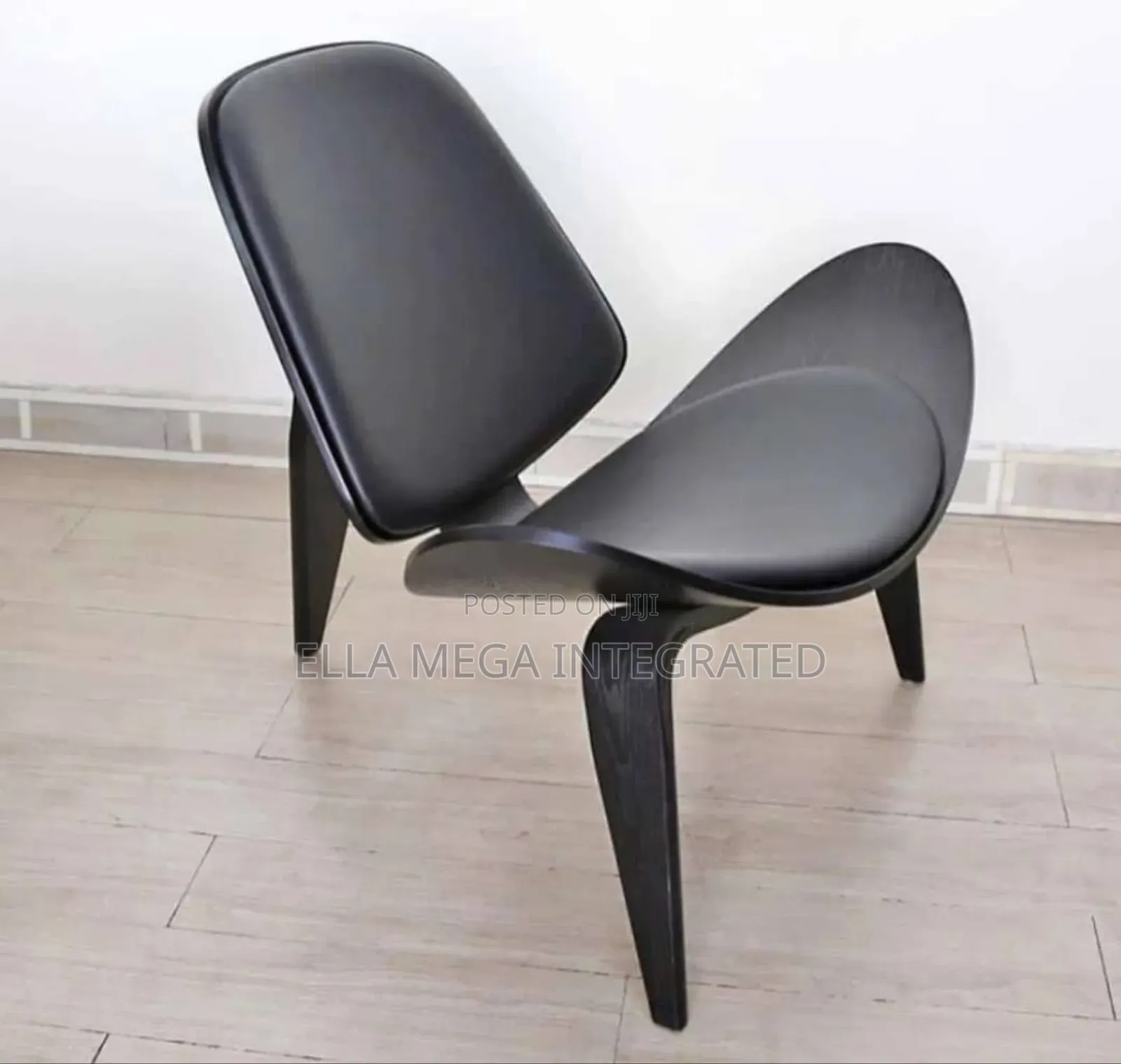 Swan Relaxation Chair