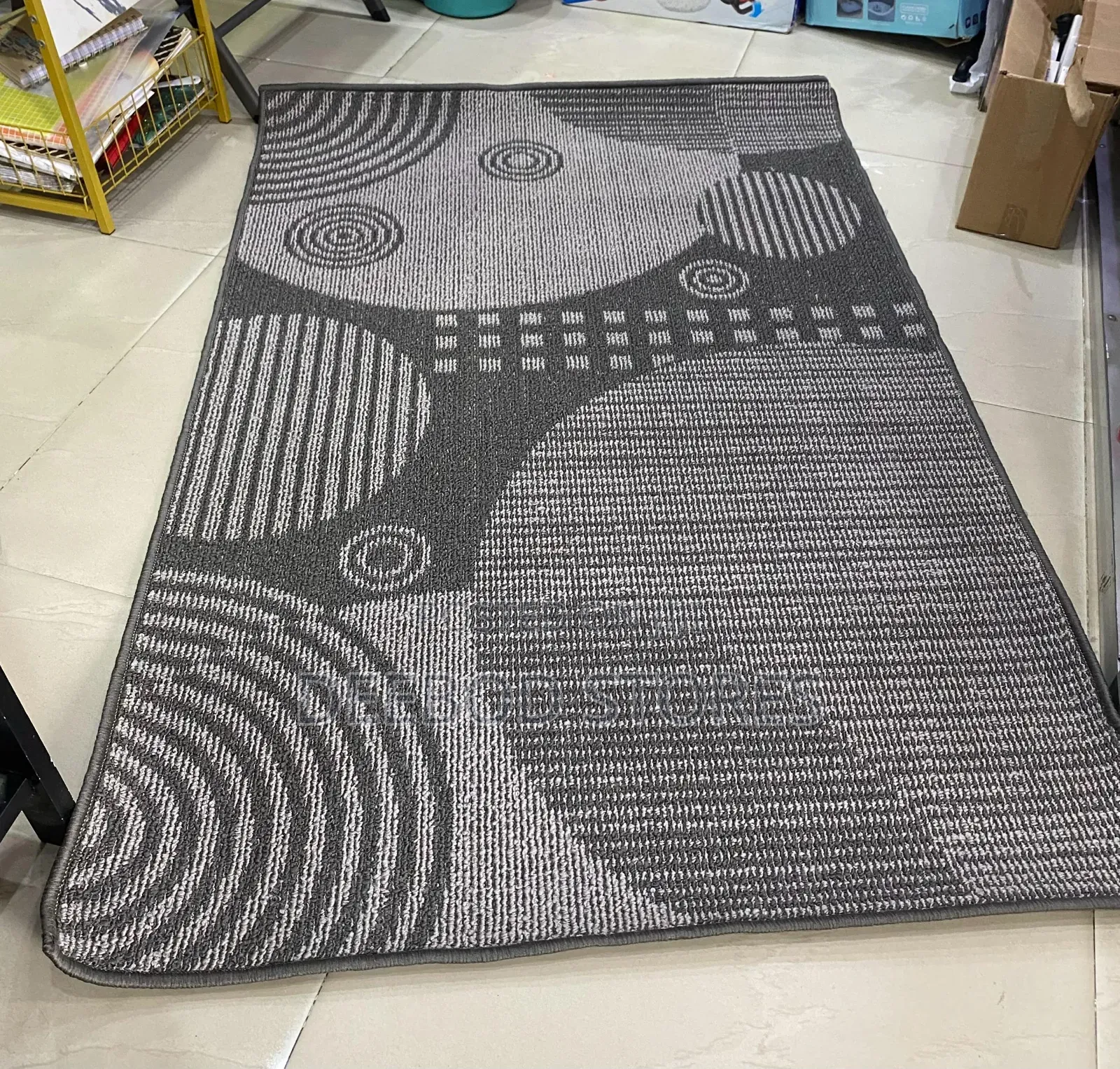 Big Bedside Rug 98x150cm Grey White Geometric Carpet