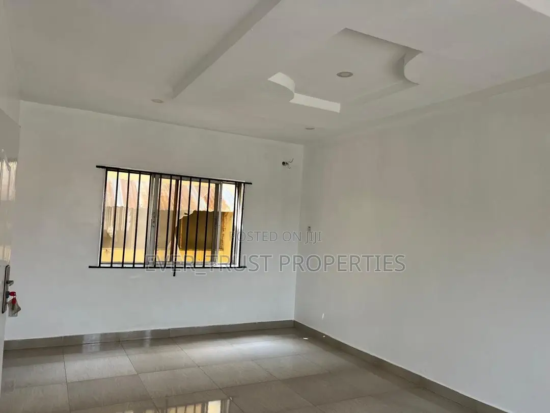 1bdrm Apartment in Anonymous_Real, Bariga / Shomolu for rent