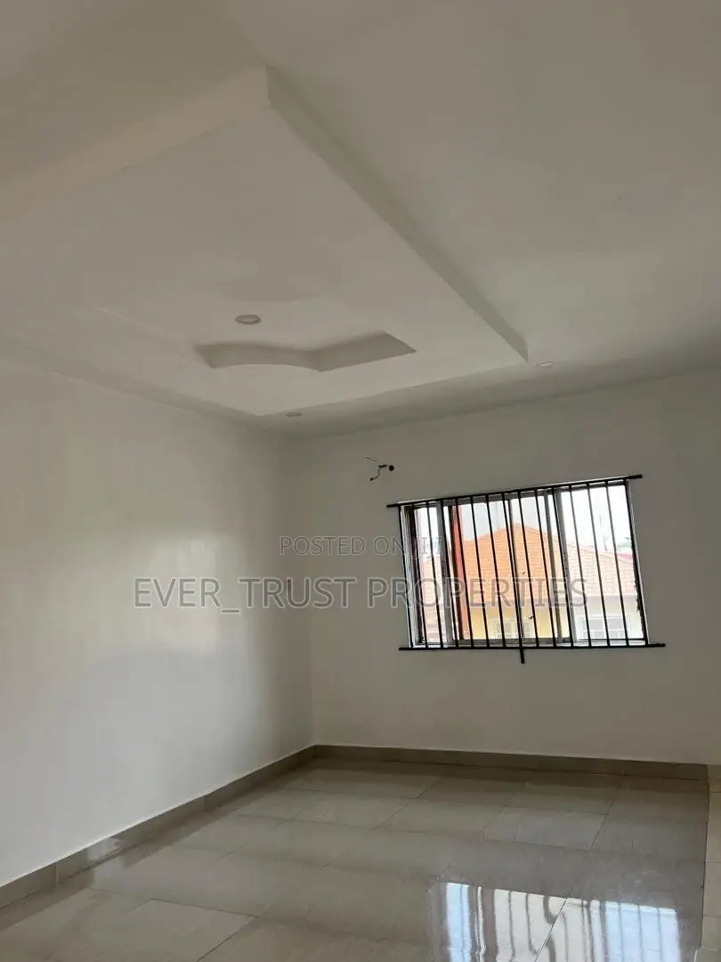 1bdrm Apartment in Anonymous_Real, Bariga / Shomolu for rent