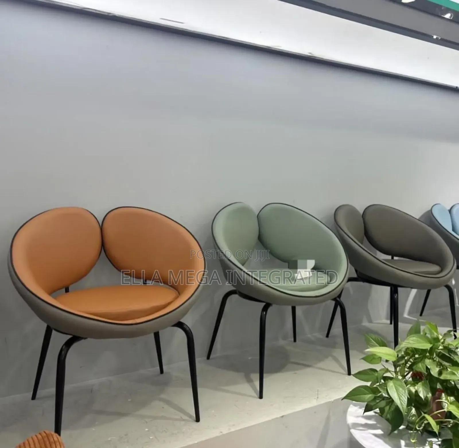 Dinning Chair/ Seatout Chair