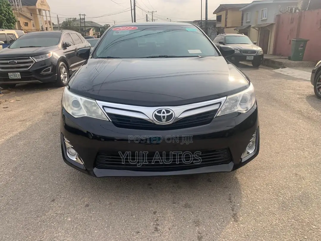 Toyota Camry LE 4dr Sedan (2.5L 4cyl 6A) 2012 Black
