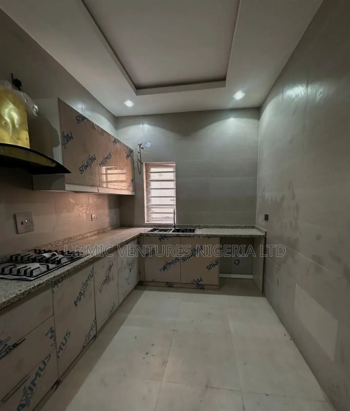 Furnished 2bdrm Apartment in Awolowo for sale