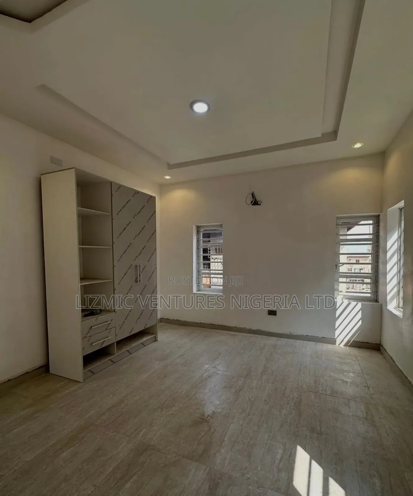 Furnished 2bdrm Apartment in Awolowo for sale