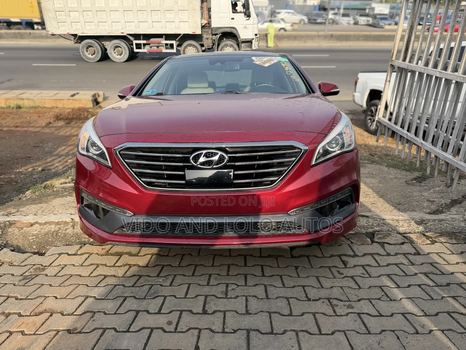 Hyundai Sonata Limited Sedan FWD (2.4L 4cyl 6A) 2016 Red
