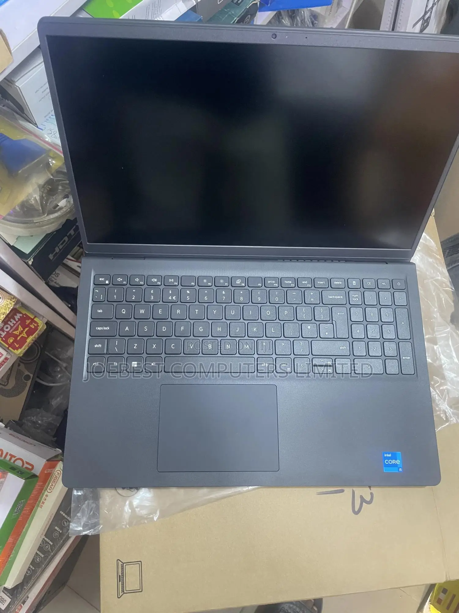 New Laptop Dell Vostro 15 3000 16GB Intel Core i5 SSD 512GB