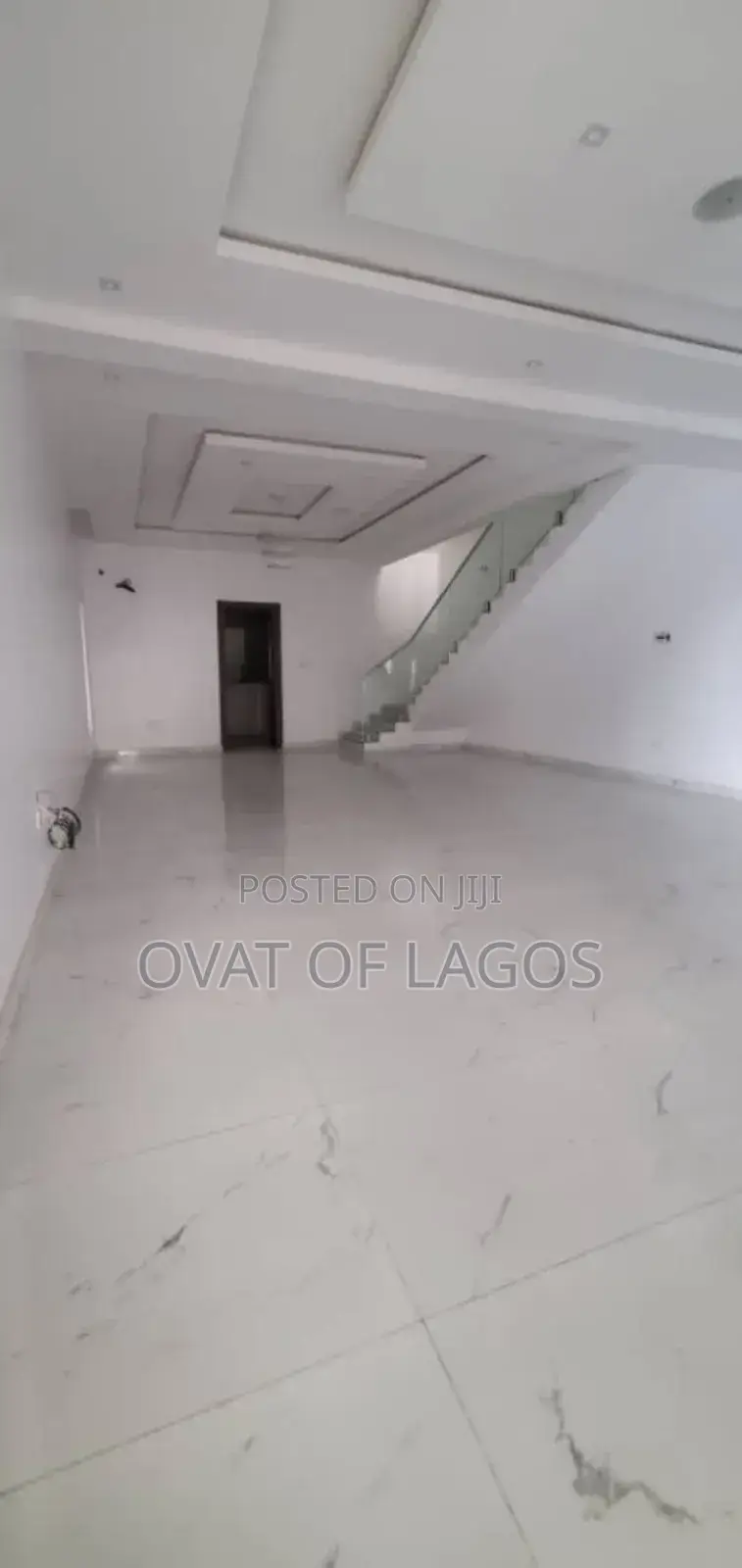 5bdrm House in Lekki Phase 1 for rent