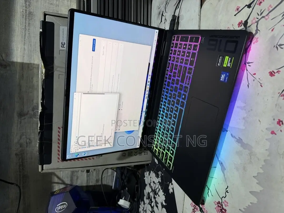 Laptop HP Omen Max 16 32GB Intel Core Ultra 9 SSD 2T