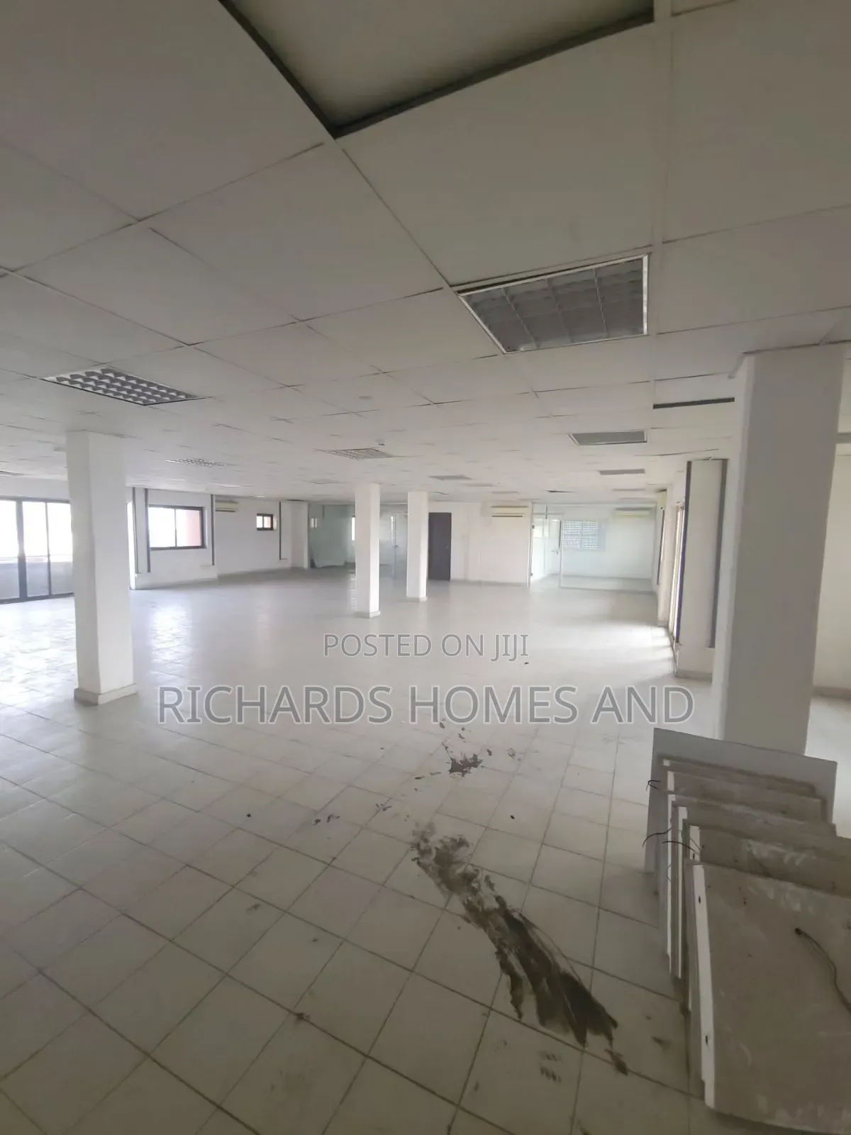 468.83 SQM Commercial Space for Rent