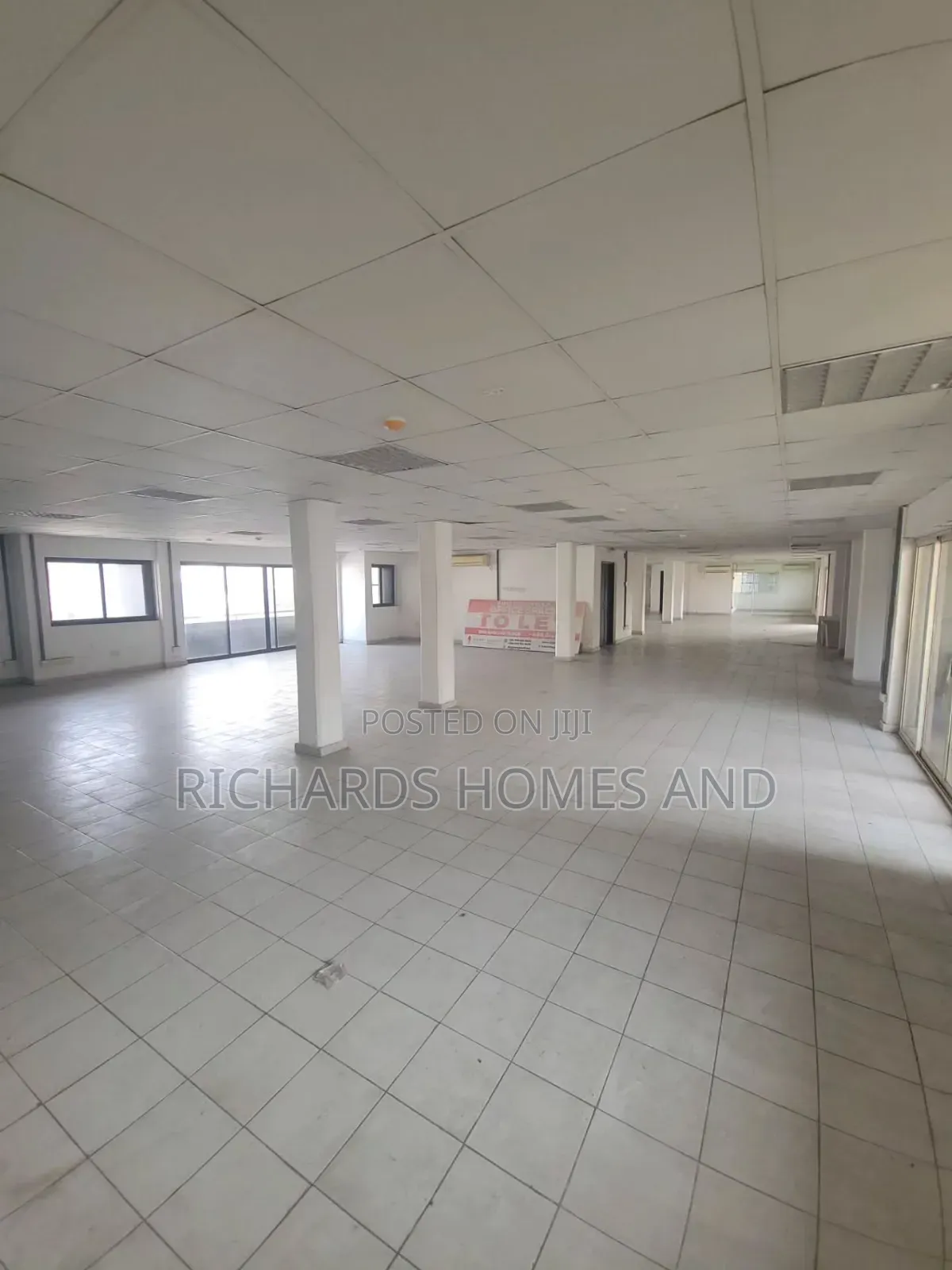 468.83 SQM Commercial Space for Rent