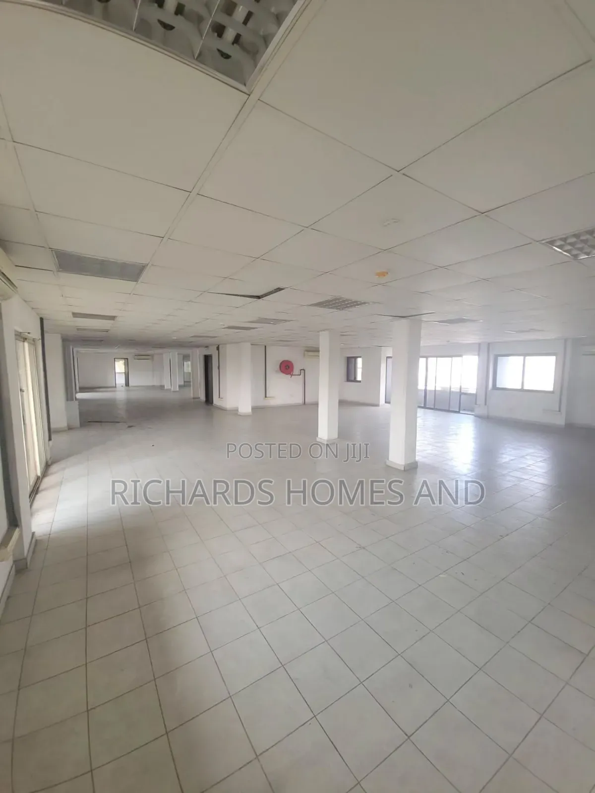 468.83 SQM Commercial Space for Rent