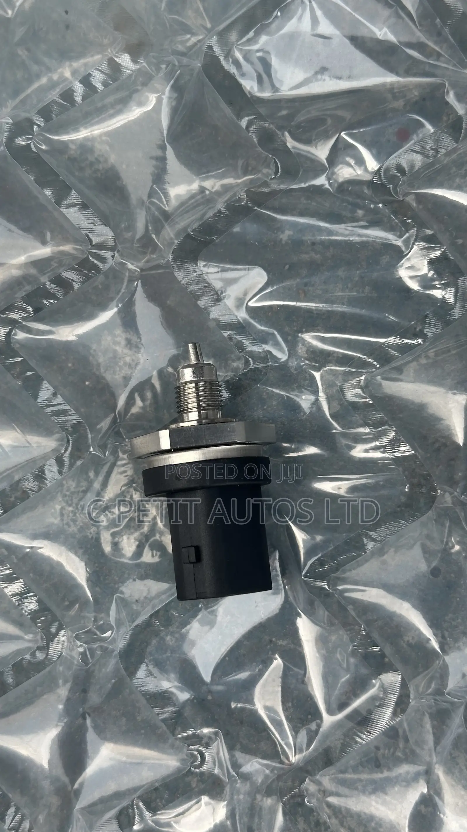 Fuel Rail Sensor Range Rover 2014 Petrol
