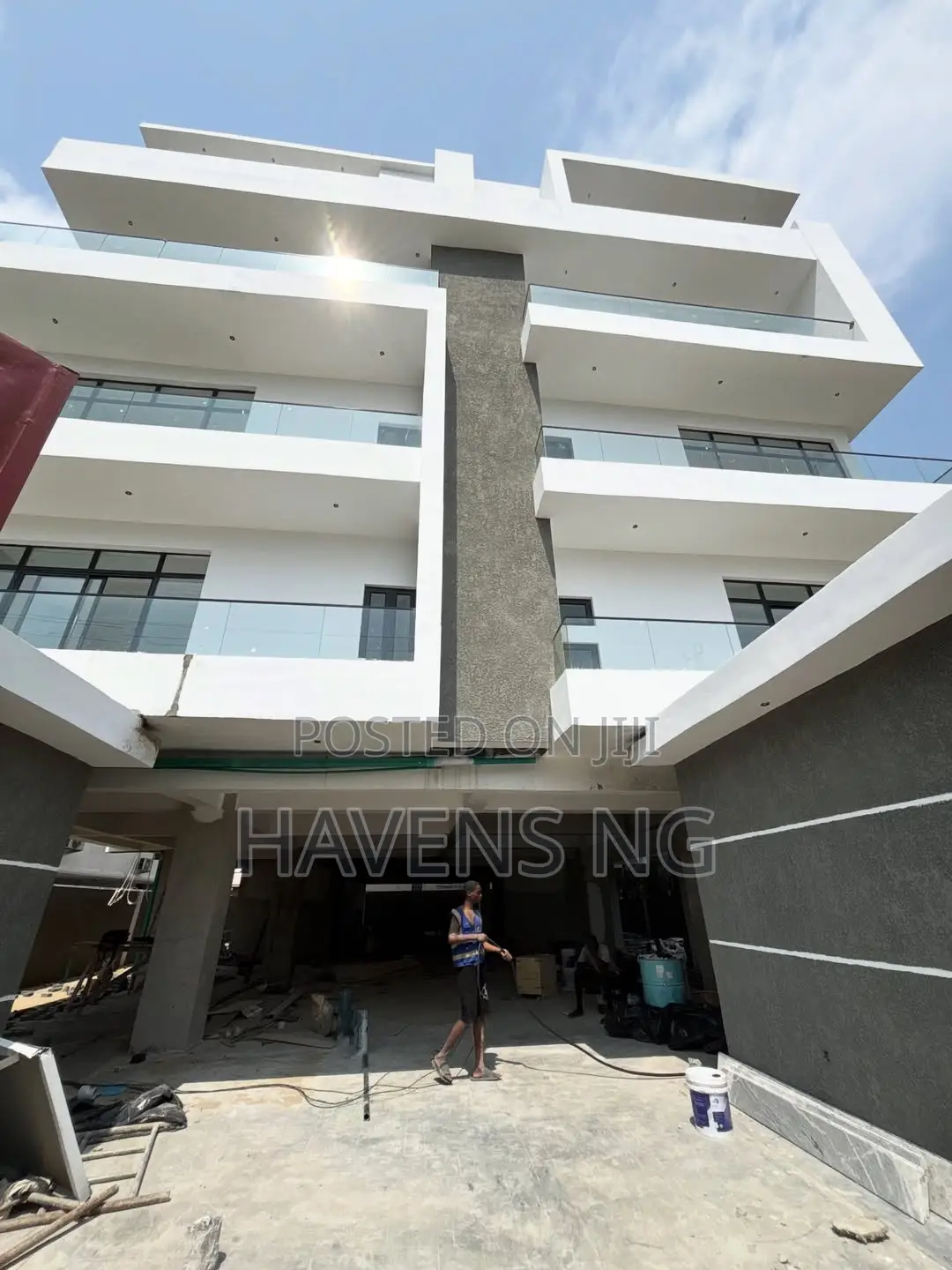 3bdrm Apartment in Ikate for sale