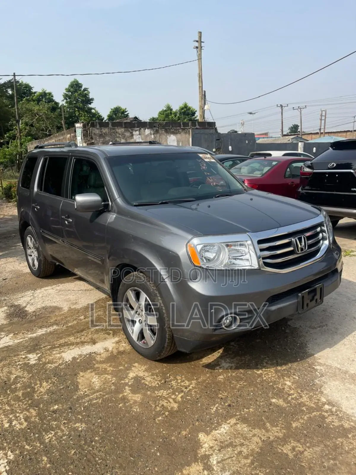 Honda Pilot Touring w/RES/Navi 4WD (3.5L 6cyl 5A) 2012 Gray