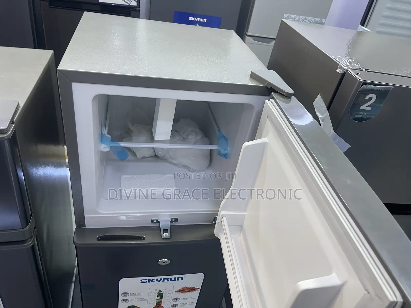 Brand New 126litres Skyrun Double Door Refrigerator