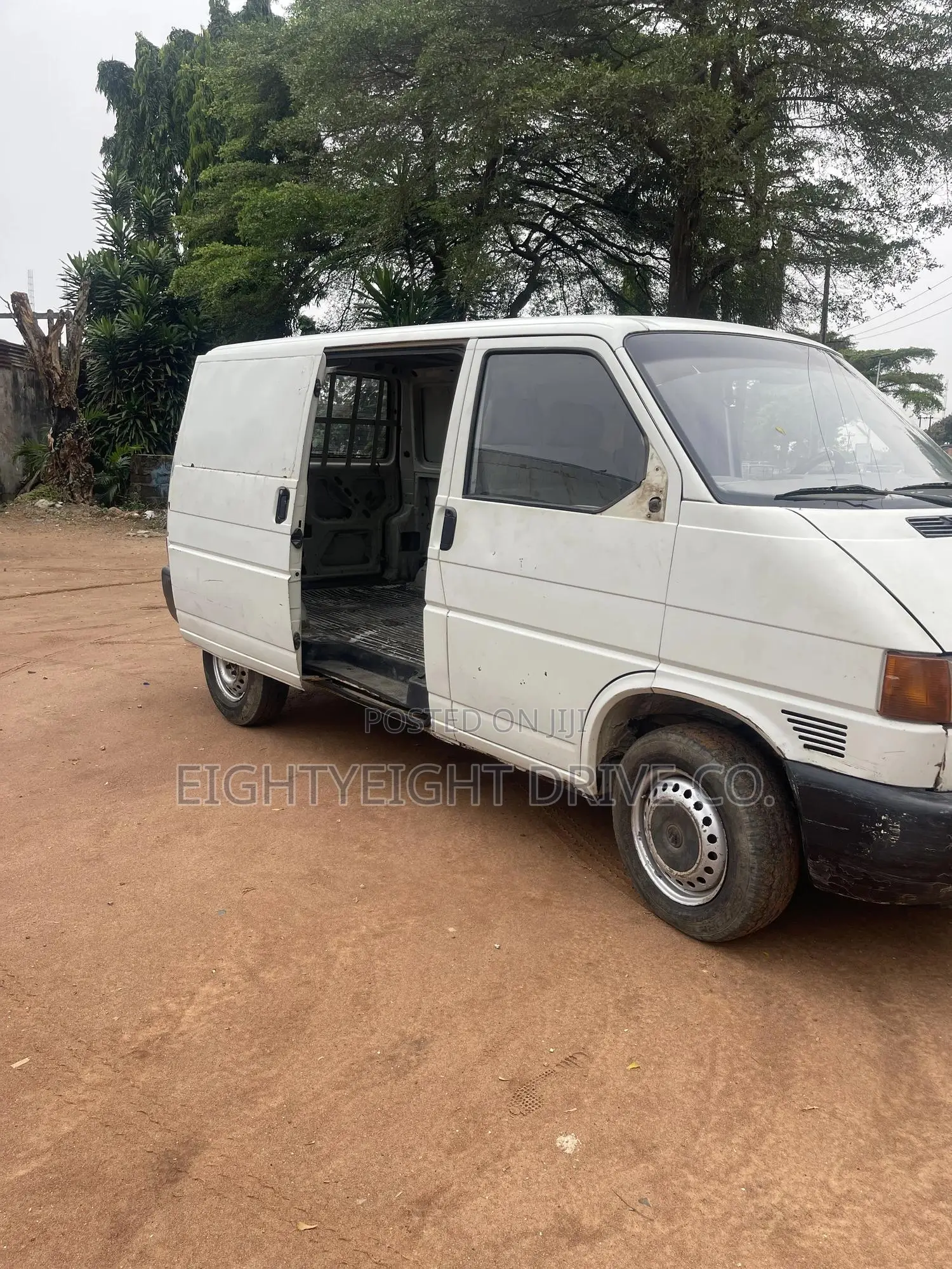 Volkswagen Transporter 2005 White