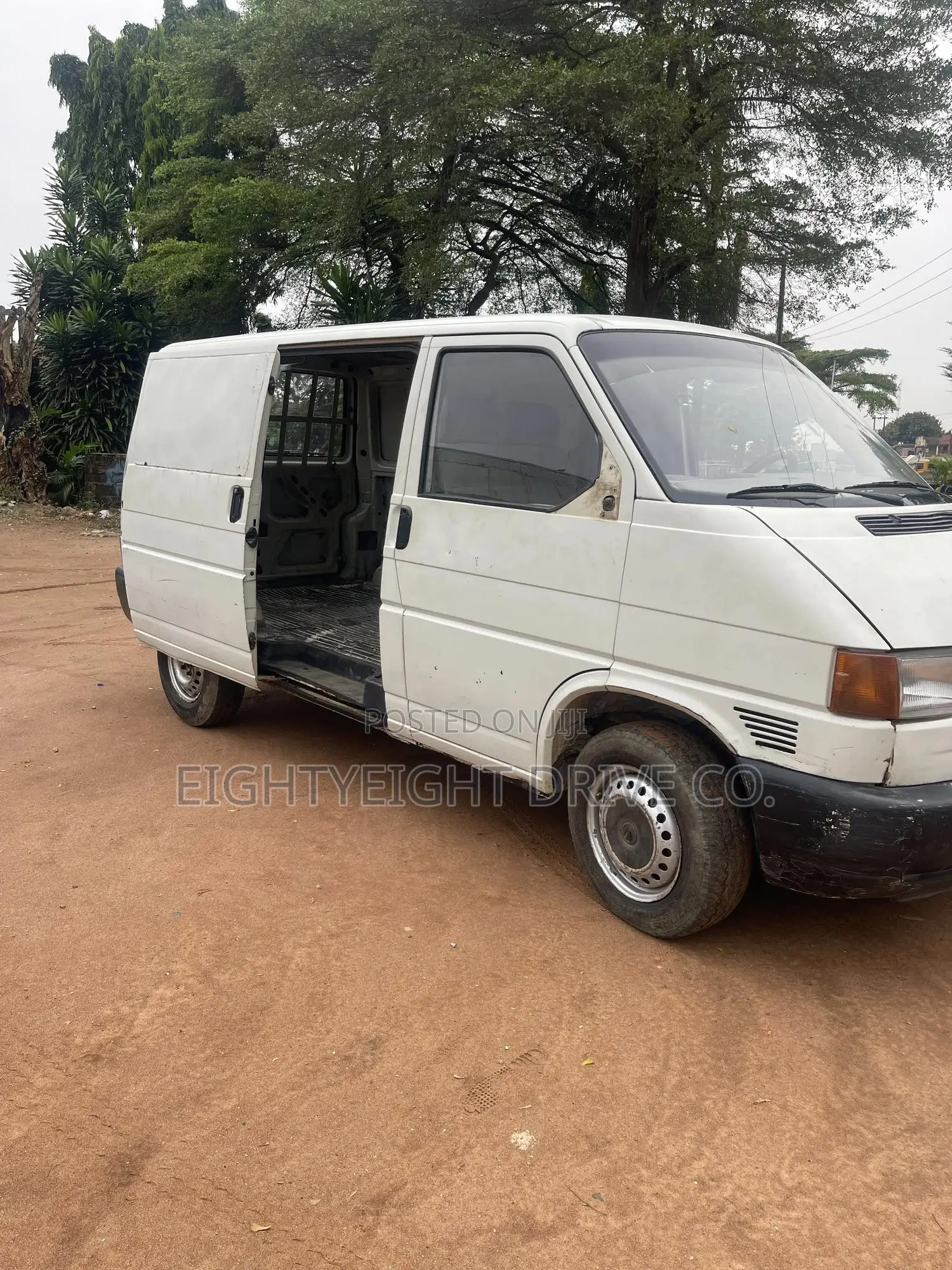 Volkswagen Transporter 2005 White