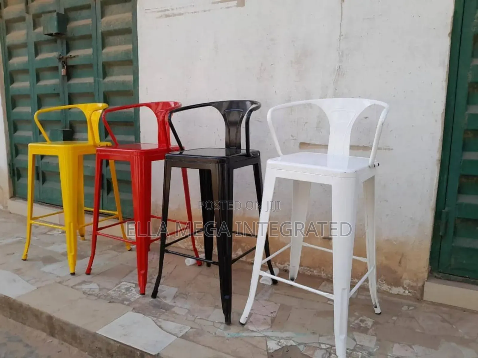 Strong Ion Bar Stool