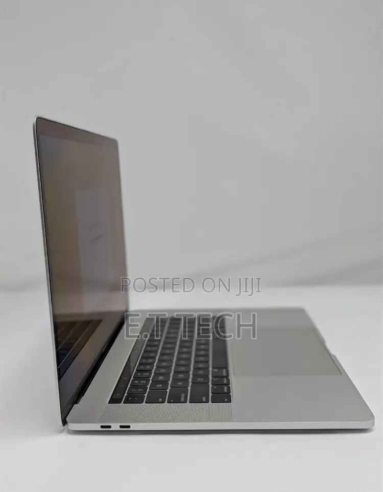 Laptop Apple MacBook Pro 2018 16GB Intel Core I9 SSD 512GB