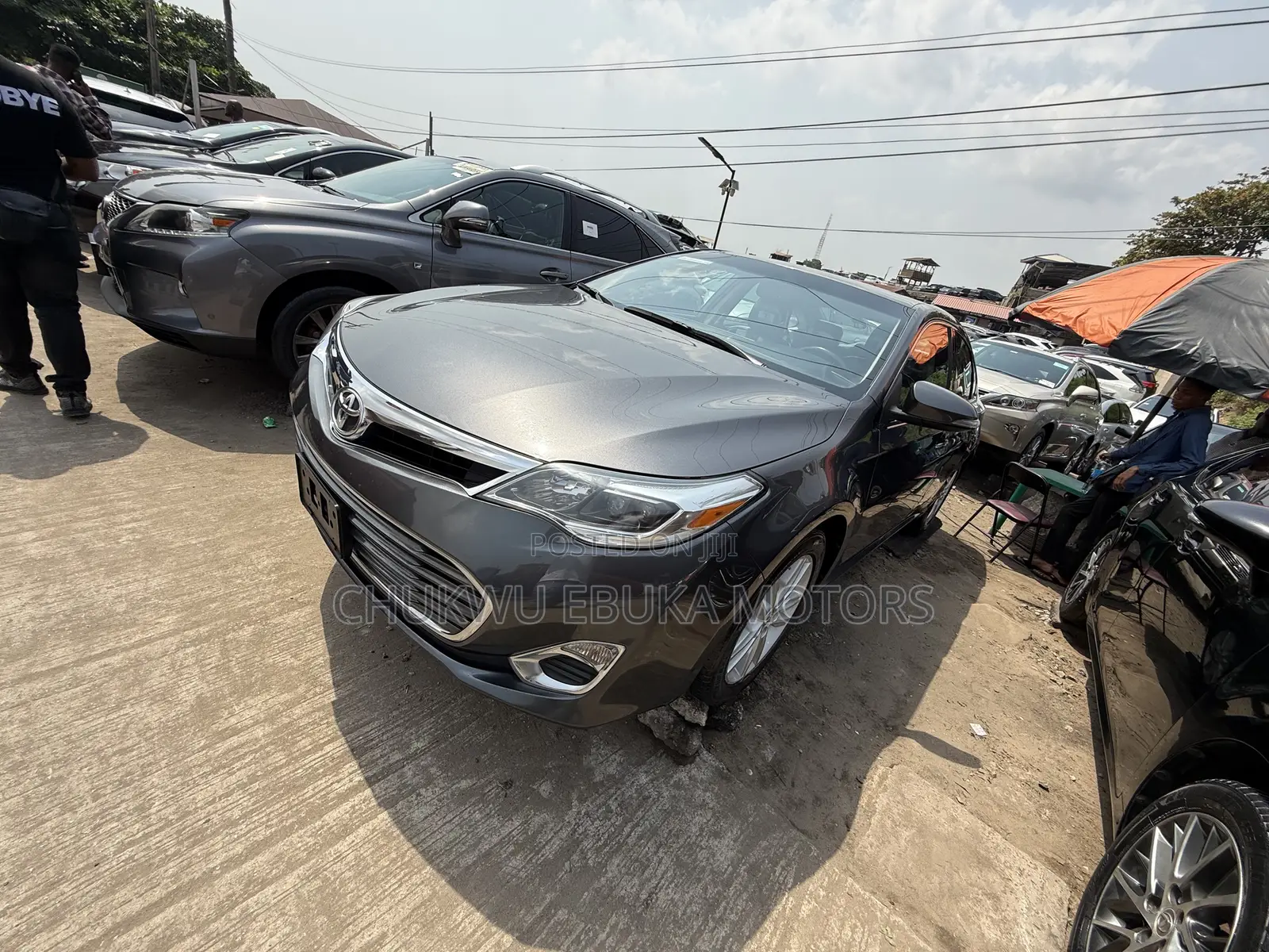 Toyota Avalon XLE Premium Sedan FWD (3.5L 6cyl 6A) 2013 Gray