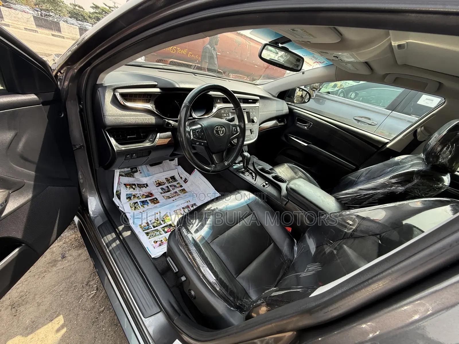Toyota Avalon XLE Premium Sedan FWD (3.5L 6cyl 6A) 2013 Gray