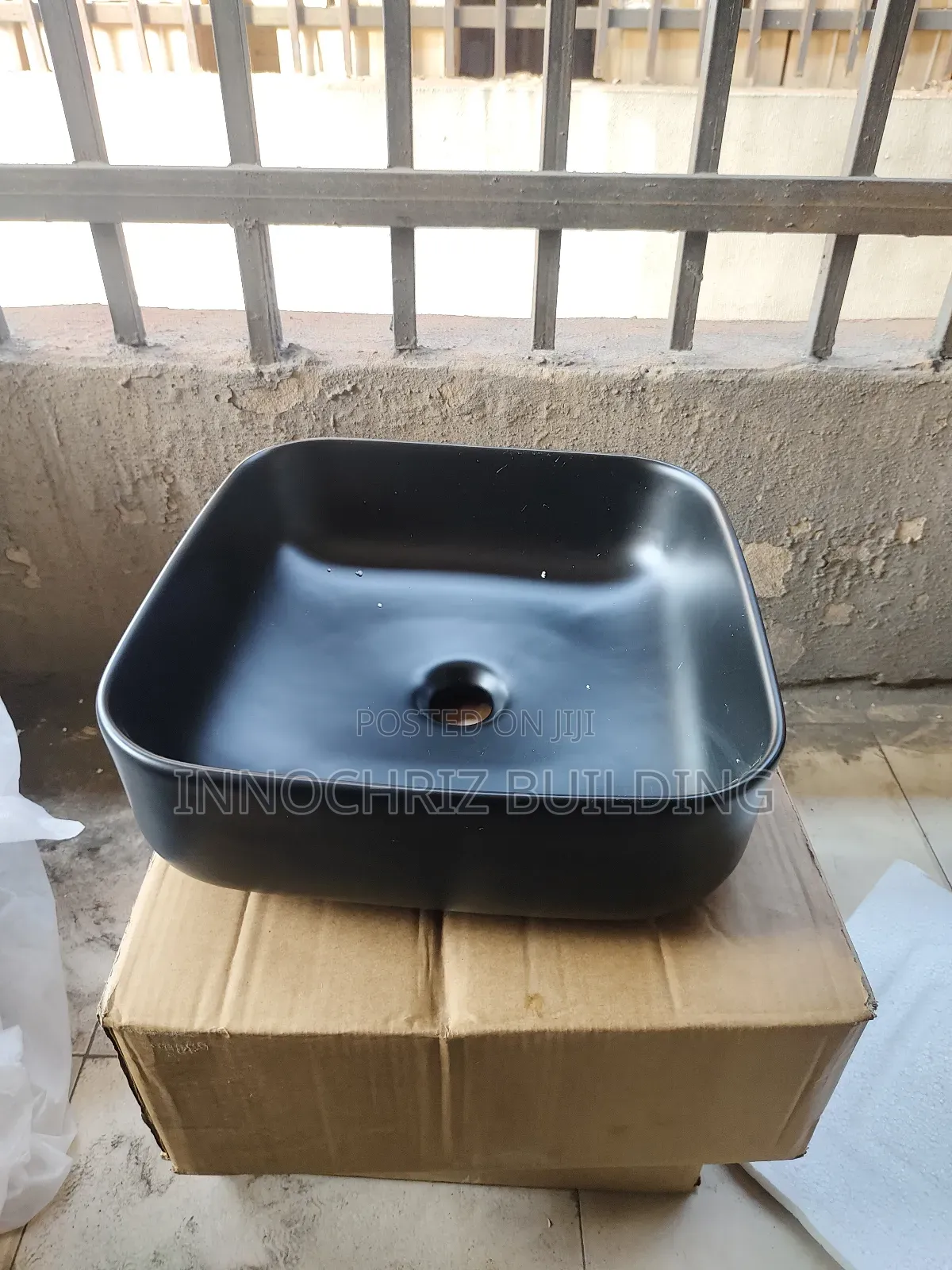 39cm by 39cm Basin