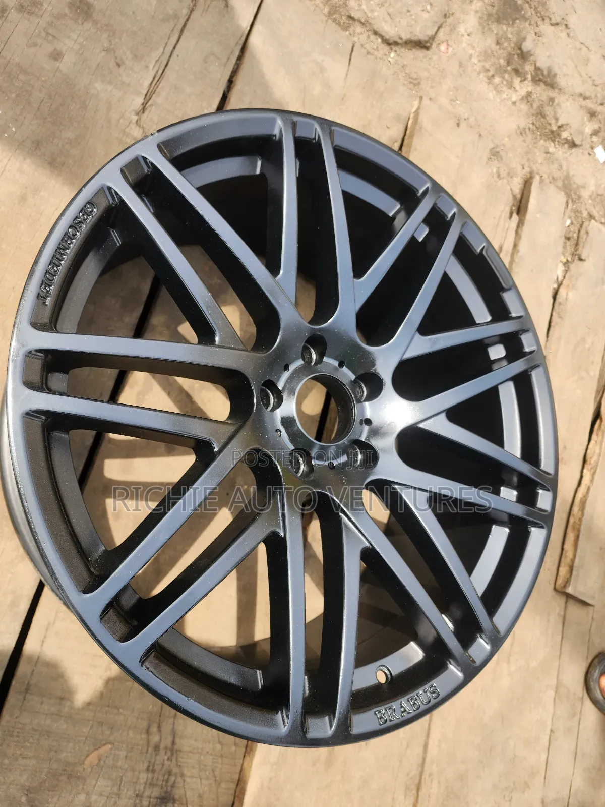 22inch Brabus H-wagon Rim.