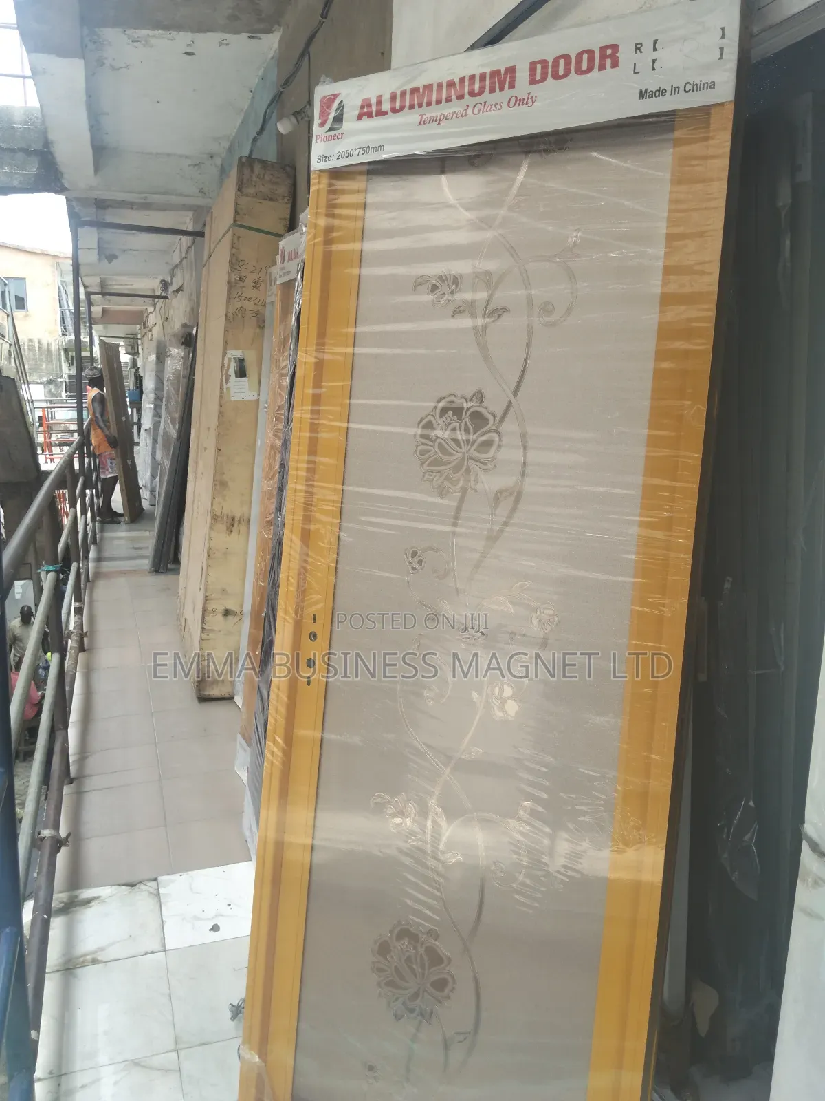 High Quality New Designs Aluminum Full Glass Toilet Doors 