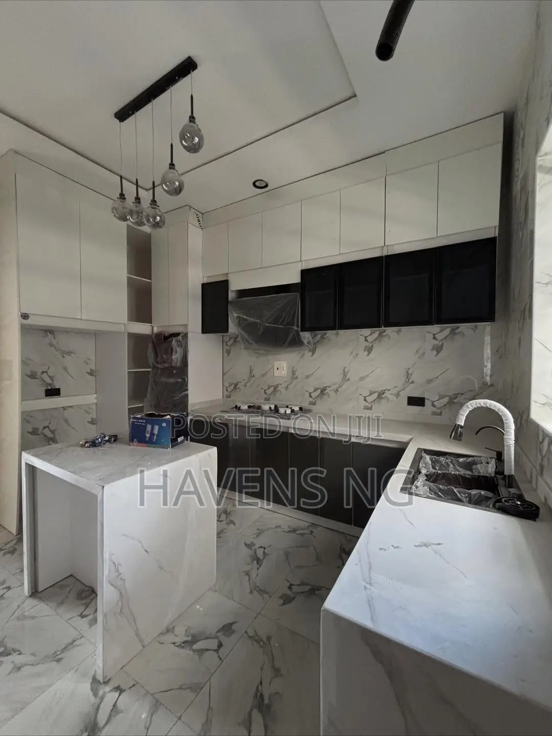 4bdrm House in Idado for sale