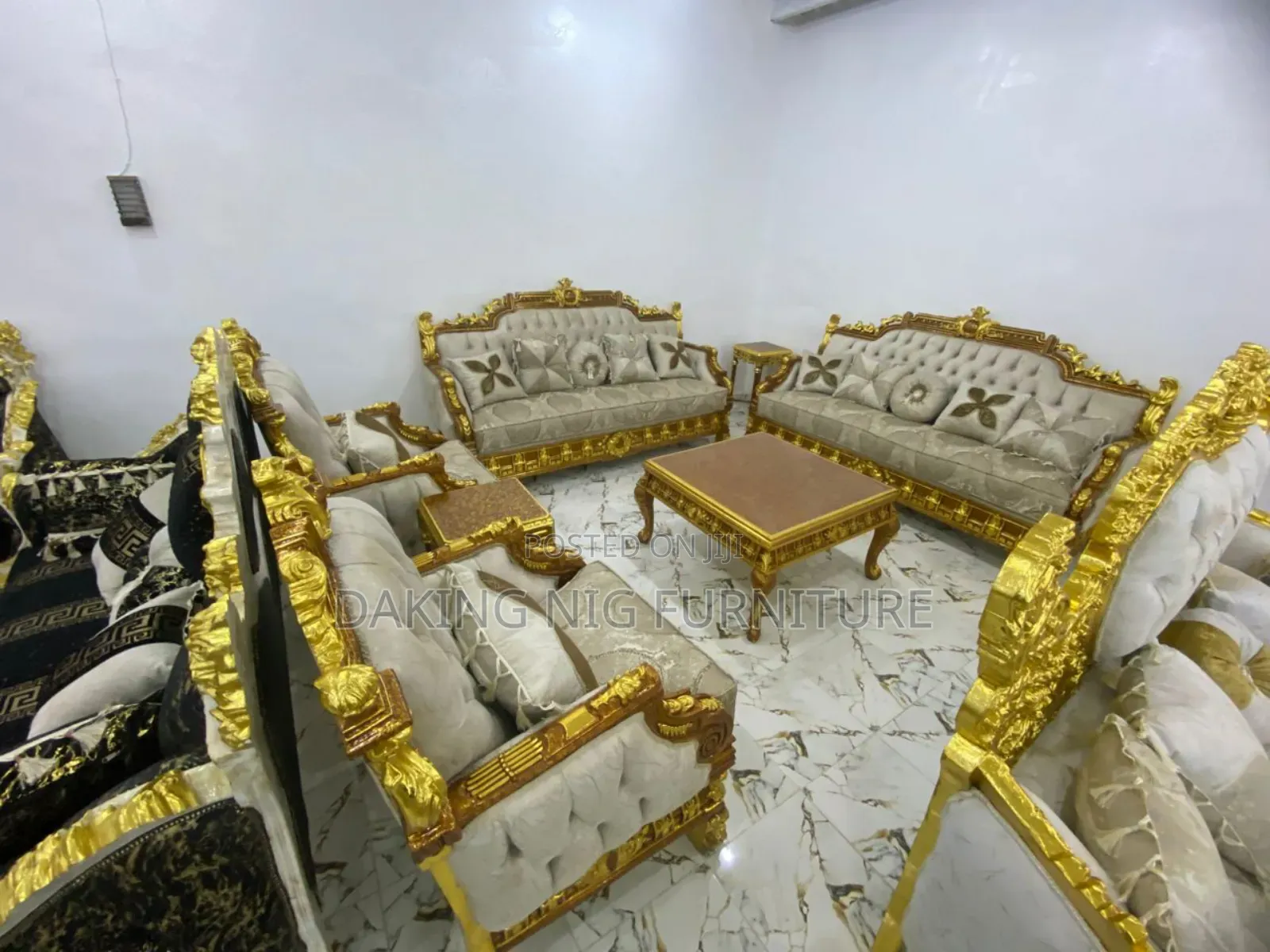 Royal Sitting Room Sofa Set