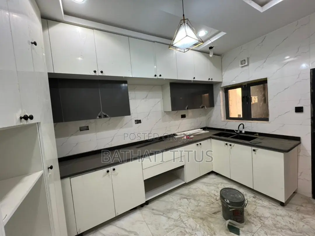 2bdrm Block of Flats in Life Camp for sale