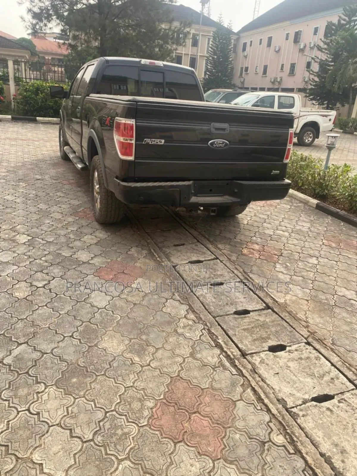 Ford Explorer 2010 Black