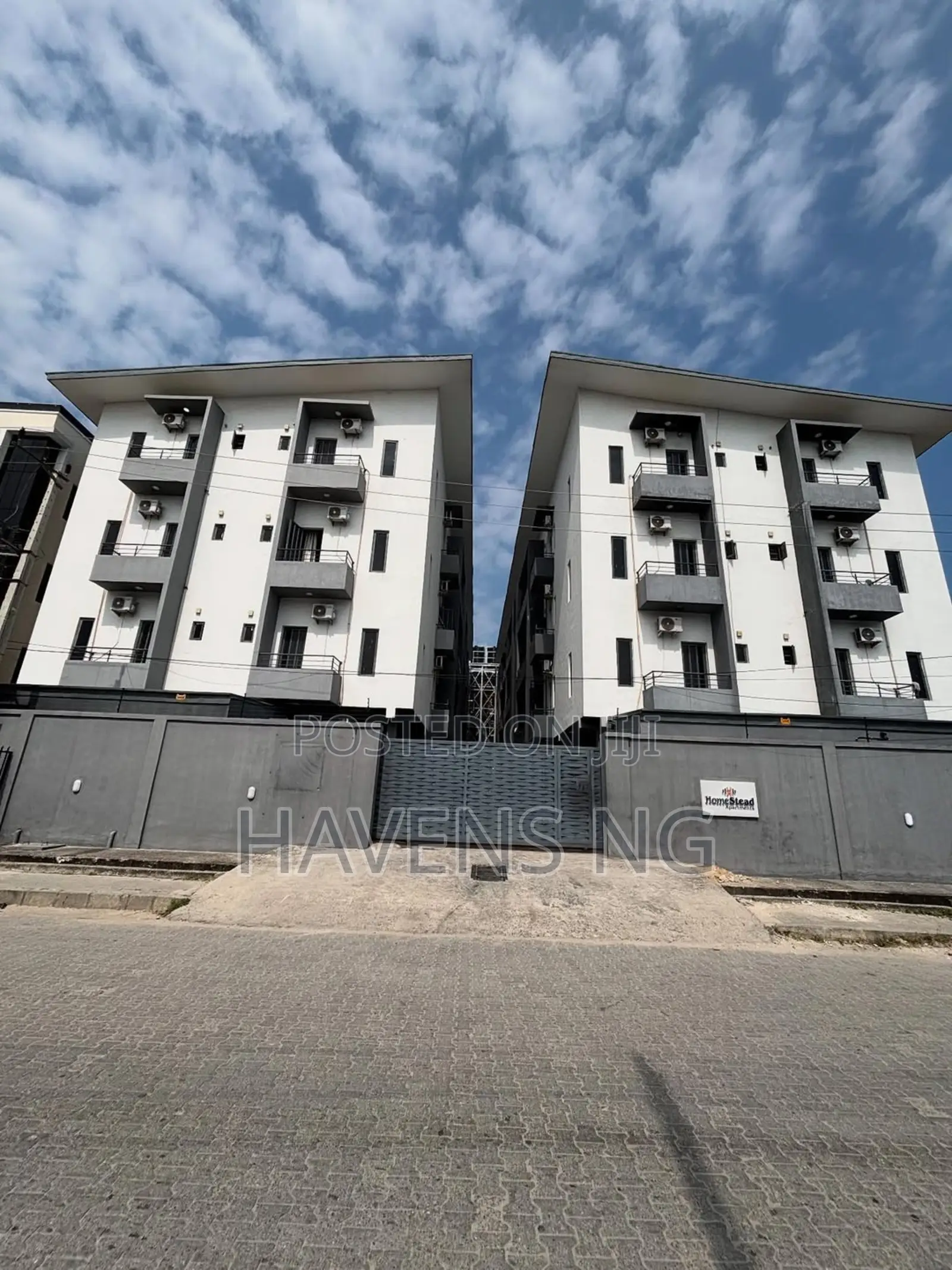 2bdrm Apartment in Lekki Phase 1 for sale