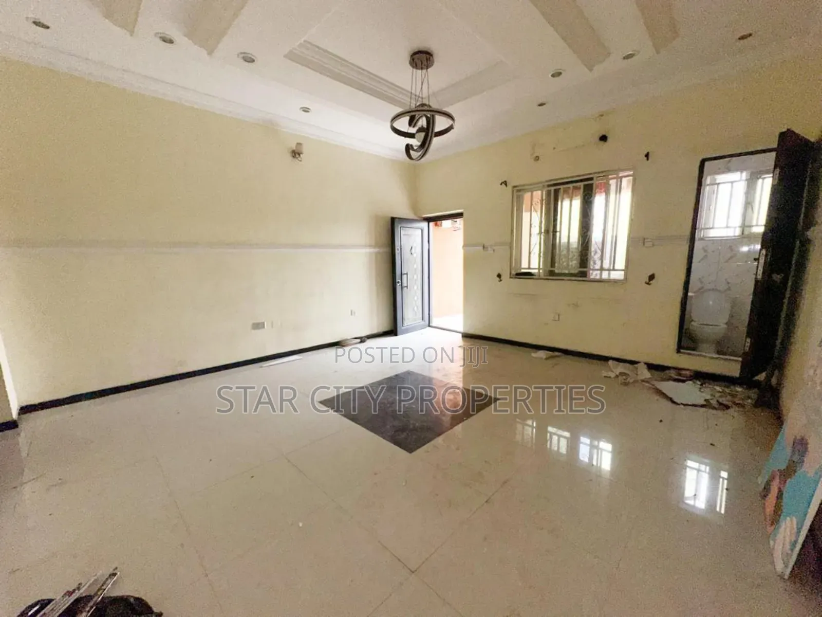 3bdrm Apartment in Magodo Phase 1 for rent