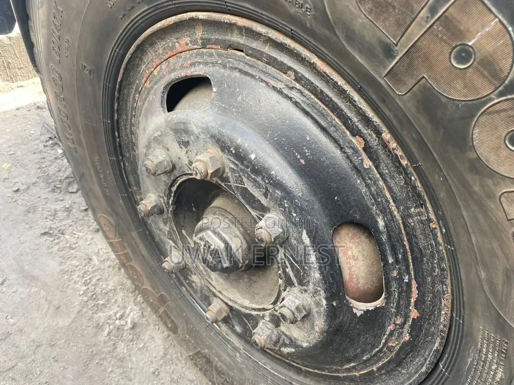 Tipper Benz