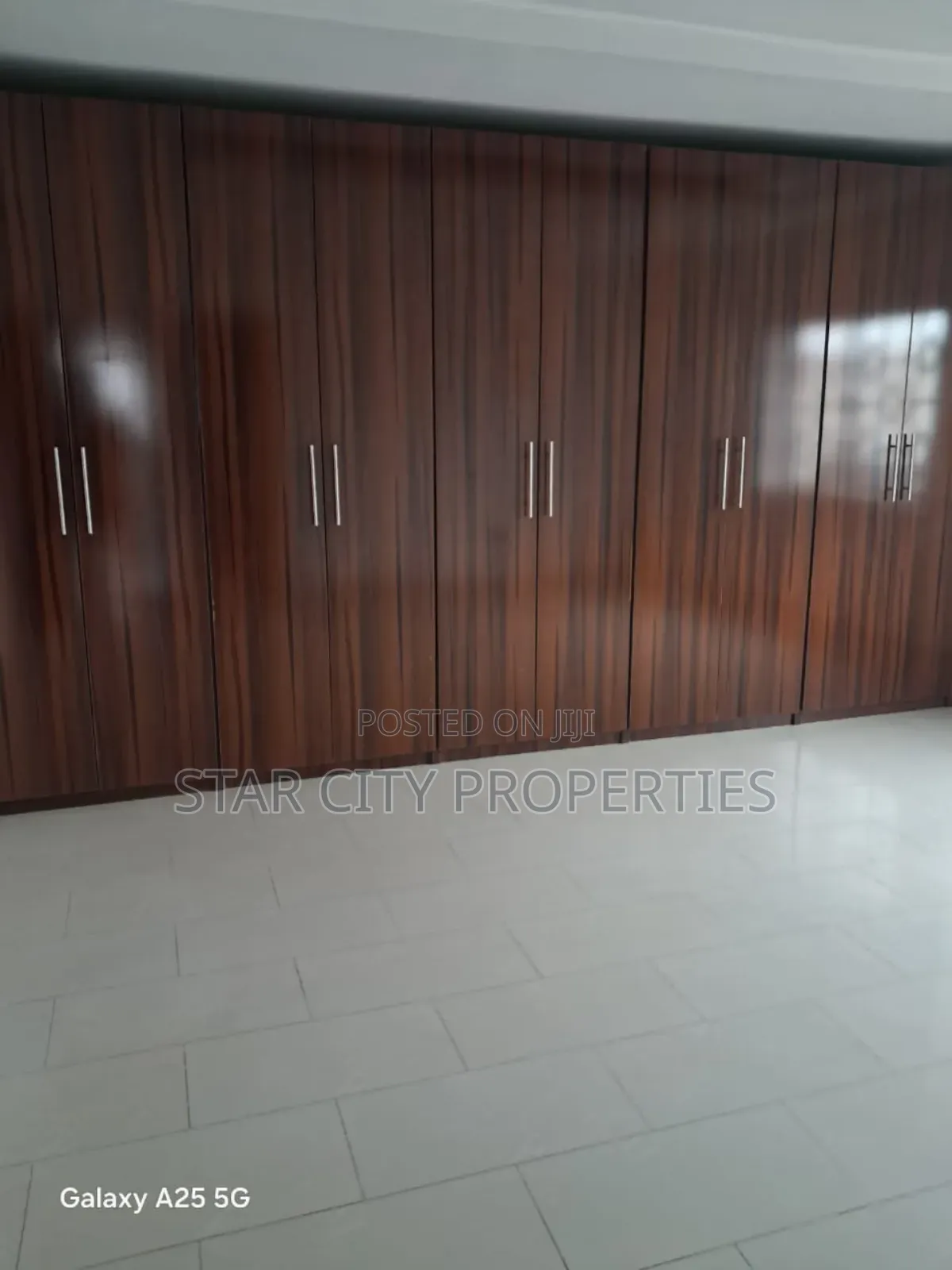 5bdrm Duplex in Maryland Lagos for rent