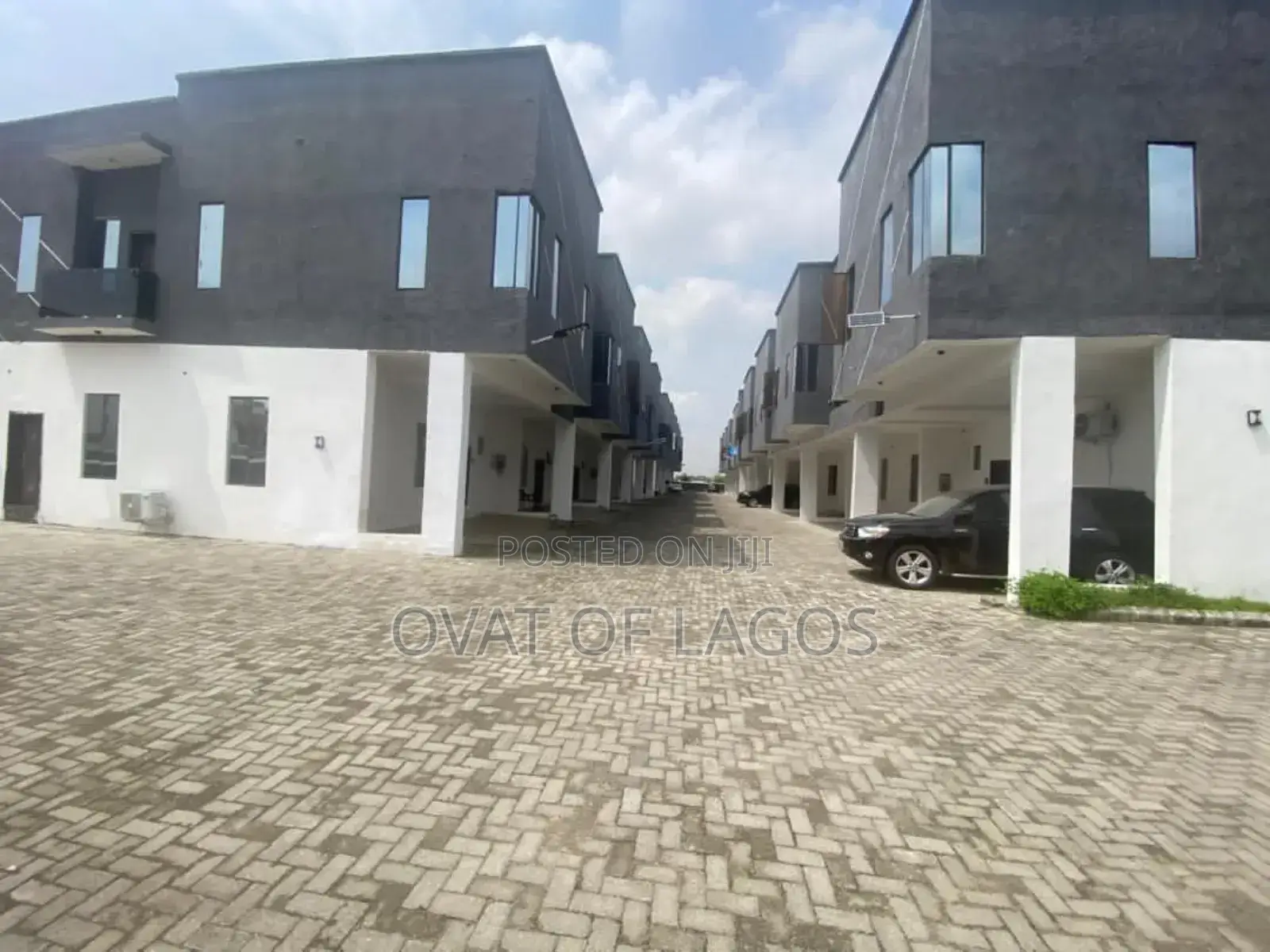 4bdrm Duplex in Ajah Lekki for sale