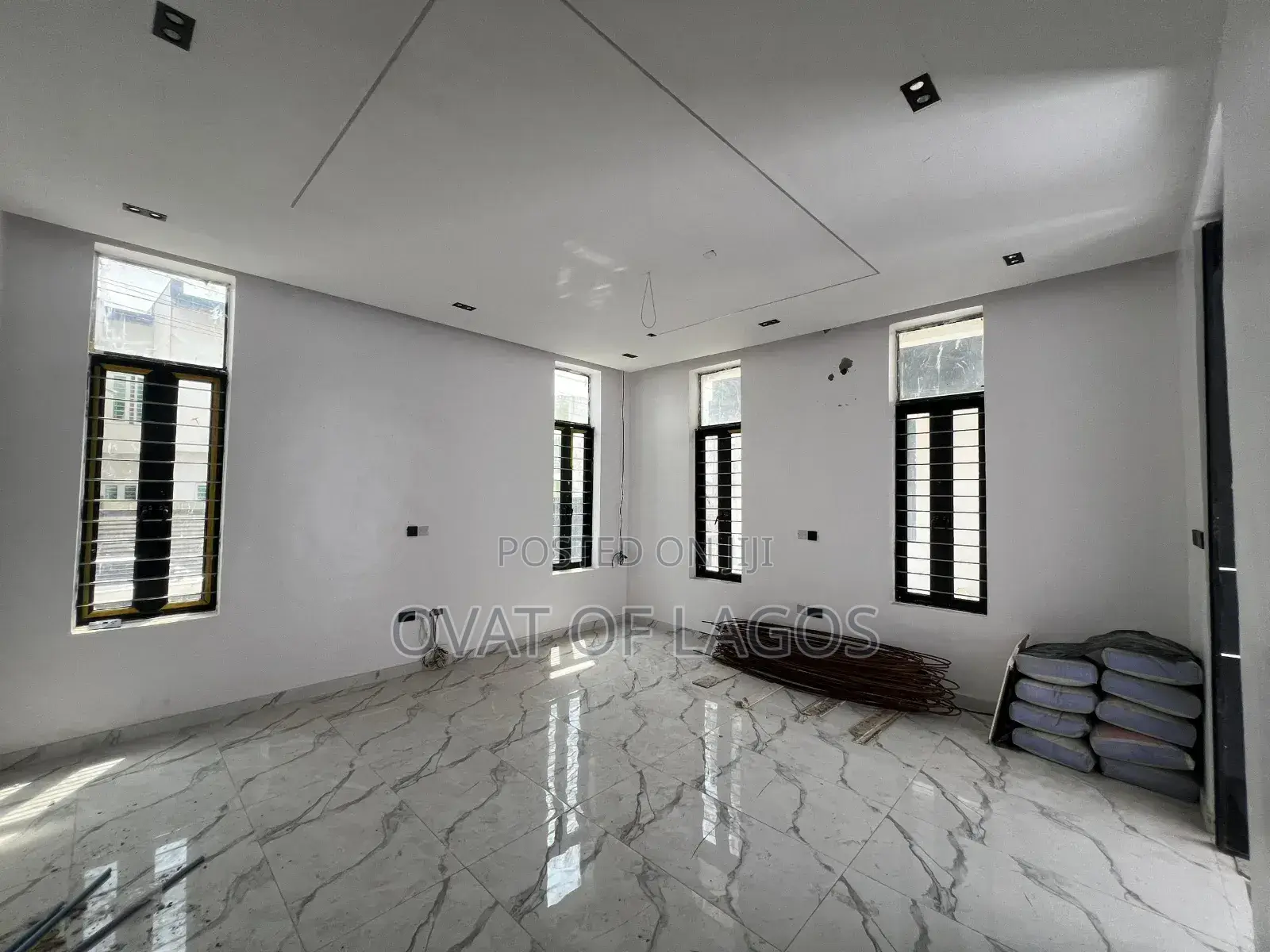 4bdrm Duplex in Ajah Lekki for sale